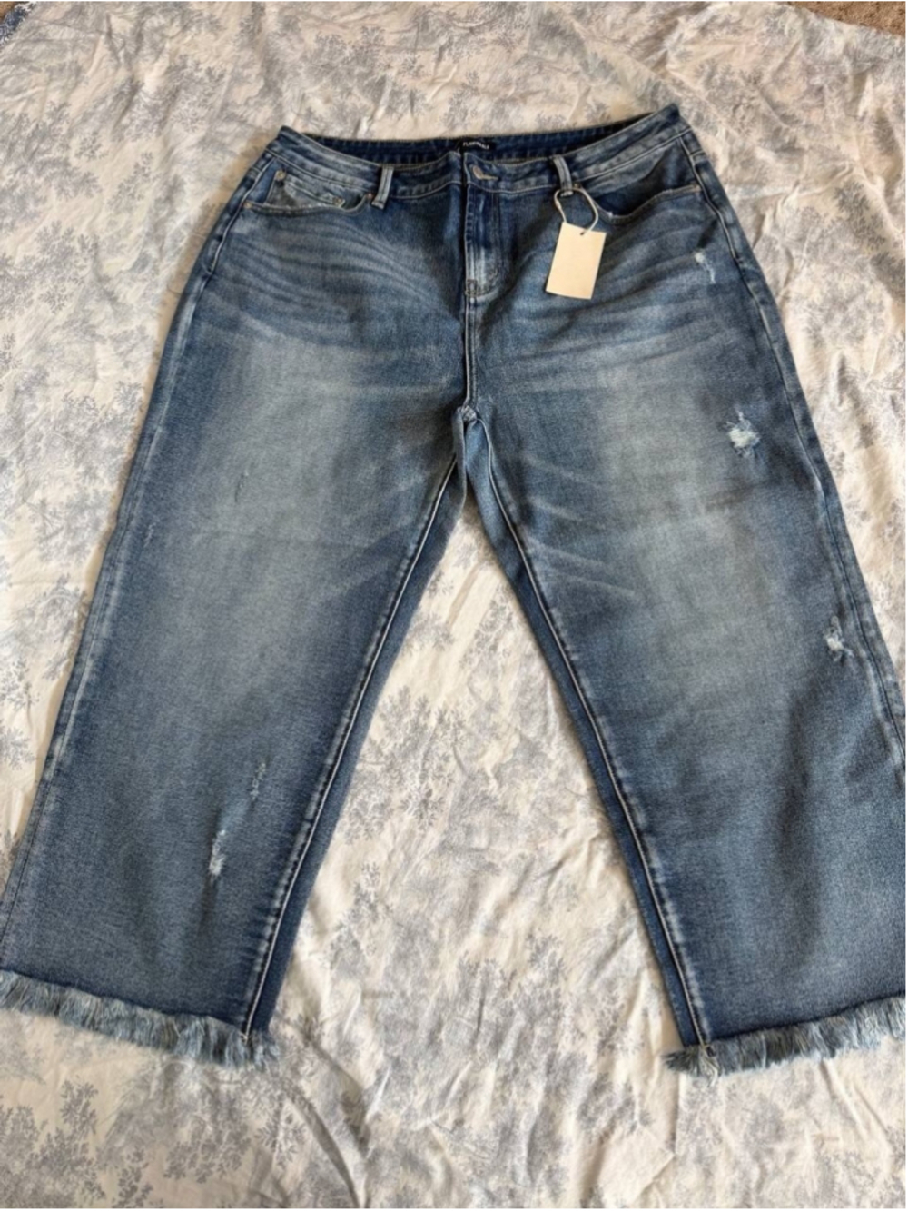 Flamingals Mid Rise Straight Leg Cropped Jeans 4XL